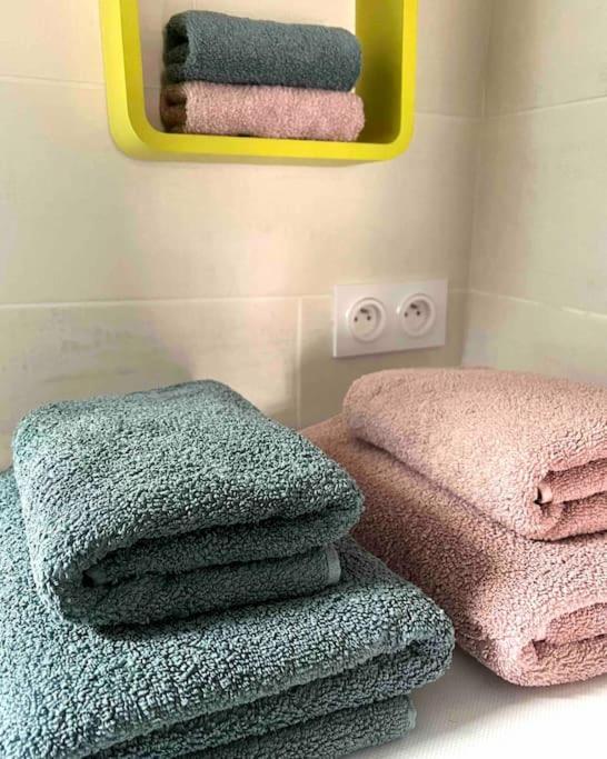 Charmante Maisonette A Arconnay Bagian luar foto