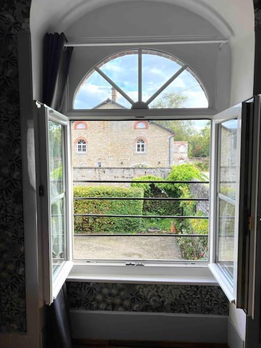 Charmante Maisonette A Arconnay Bagian luar foto