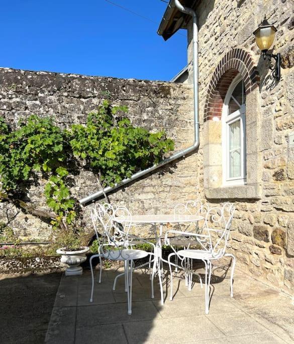 Charmante Maisonette A Arconnay Bagian luar foto