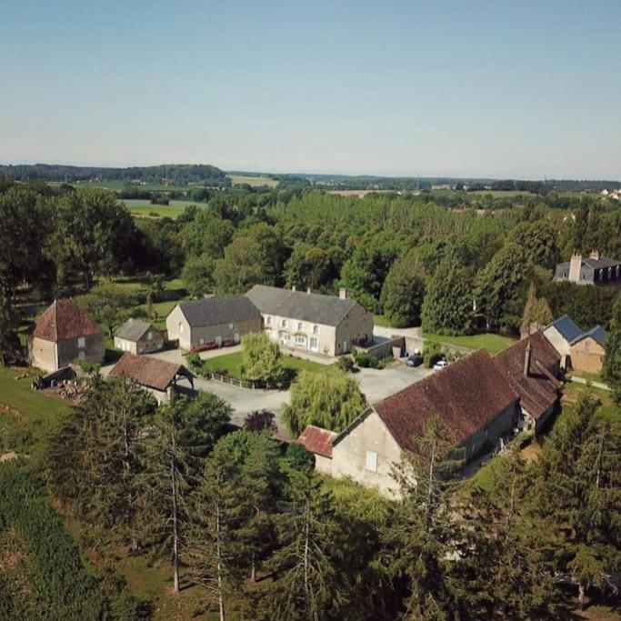 Charmante Maisonette A Arconnay Bagian luar foto